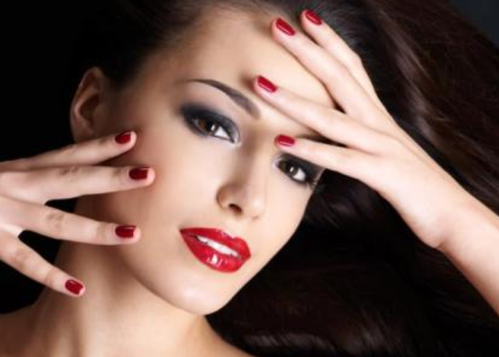 臉上的斑分為哪幾種那？今天熙凝顏告訴你