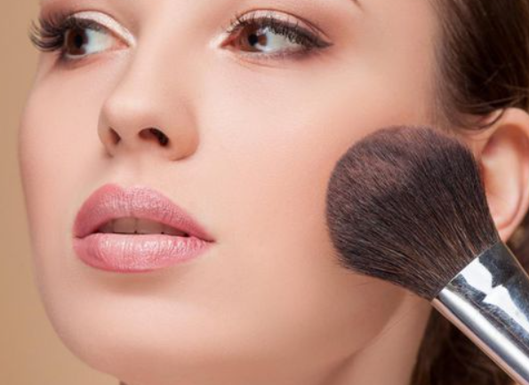 臉上有老年斑是什么原因